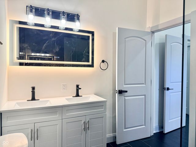 3251 Sutherland Avenue, Indianapolis, IN 46205