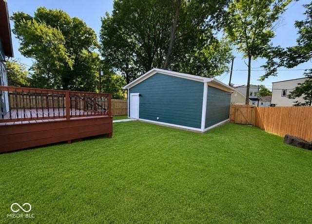3251 Sutherland Avenue, Indianapolis, IN 46205