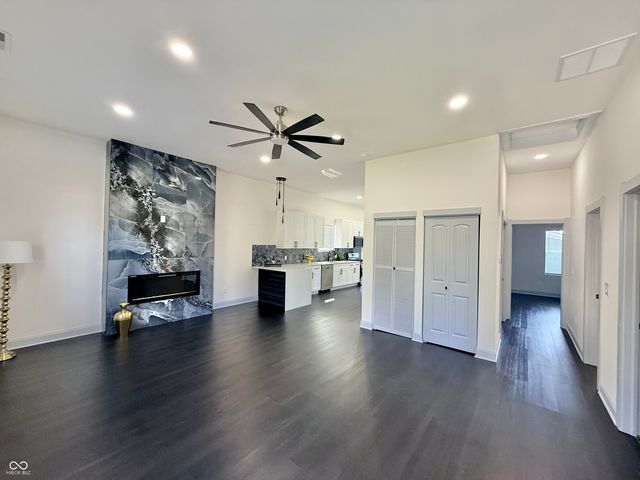 3251 Sutherland Avenue, Indianapolis, IN 46205