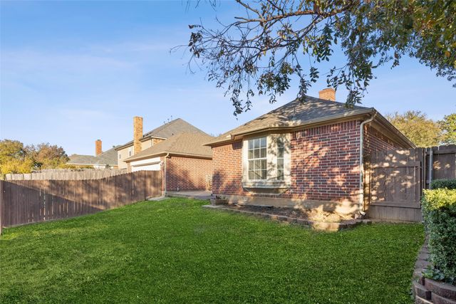 8036 Sunscape Lane, Fort Worth, TX 76123