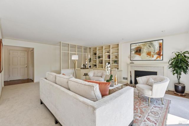 85 Berens Dr, Kentfield, CA 94904