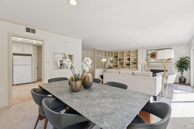 85 Berens Dr, Kentfield, CA 94904