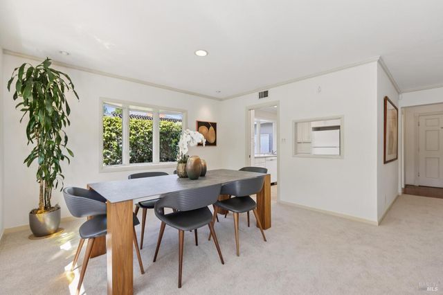 85 Berens Dr, Kentfield, CA 94904