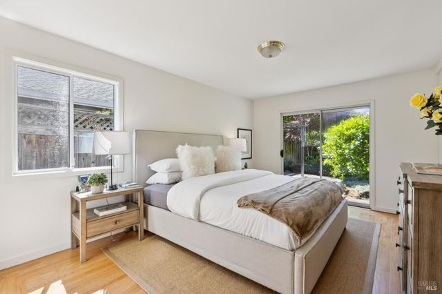 85 Berens Dr, Kentfield, CA 94904