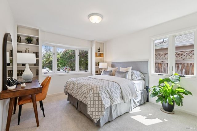 85 Berens Dr, Kentfield, CA 94904