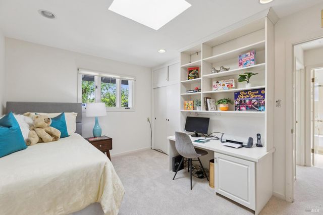 85 Berens Dr, Kentfield, CA 94904