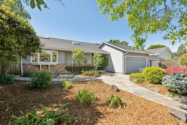 85 Berens Dr, Kentfield, CA 94904