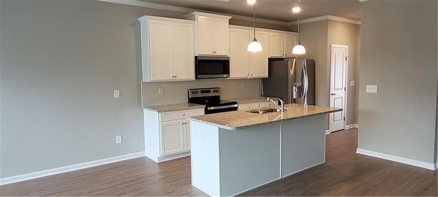 5141 Fox Den Road, Oakwood, GA 30566