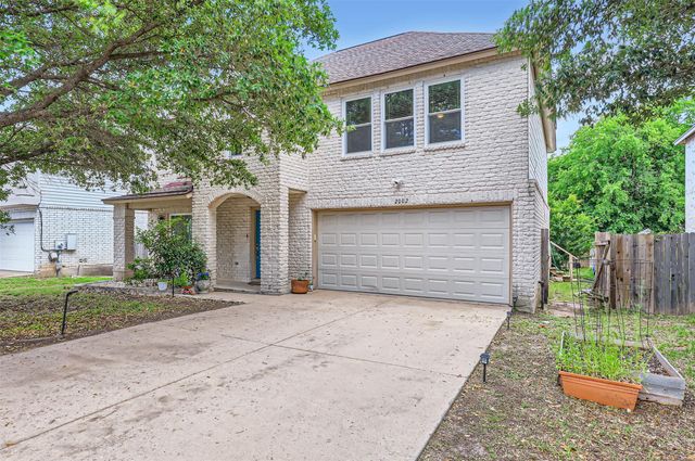 2002 Carriage Club DR, Cedar Park, TX 78613