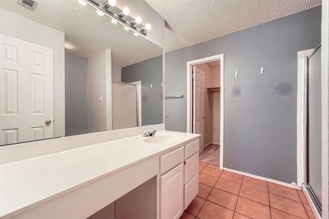 2002 Carriage Club DR, Cedar Park, TX 78613