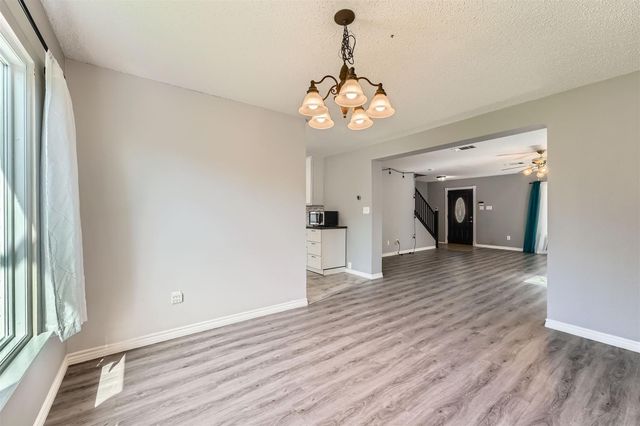 2002 Carriage Club DR, Cedar Park, TX 78613