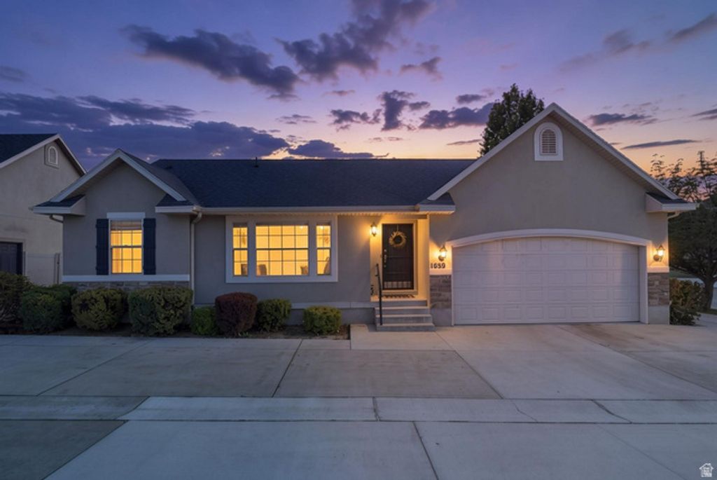 1689 W CADBURY LN, Springville, UT 84663