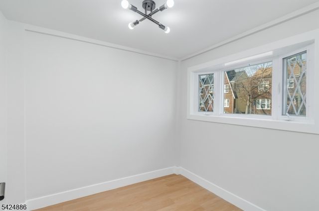 148 Hansbury Ave, Newark City, NJ 07112