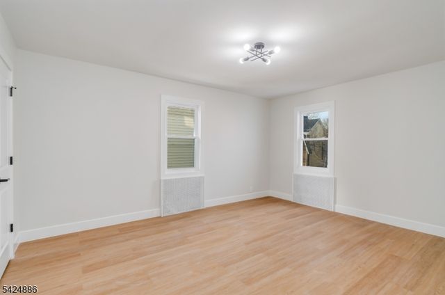 148 Hansbury Ave, Newark City, NJ 07112