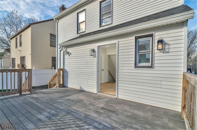 148 Hansbury Ave, Newark City, NJ 07112