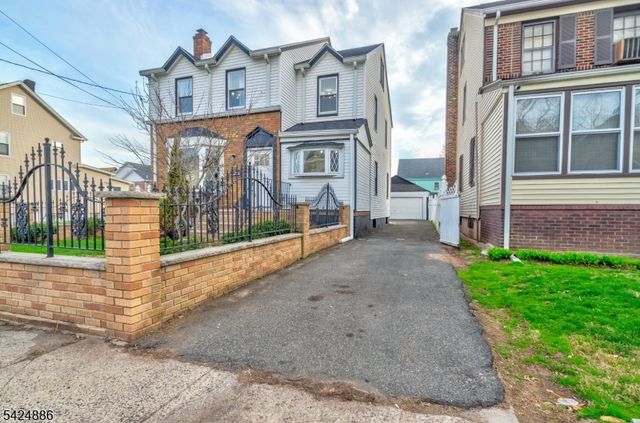 148 Hansbury Ave, Newark City, NJ 07112