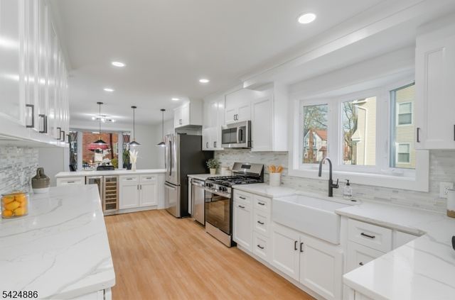 148 Hansbury Ave, Newark City, NJ 07112