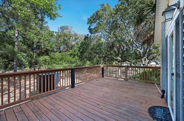 2305 Myrtle Street, Edisto Beach, SC 29438