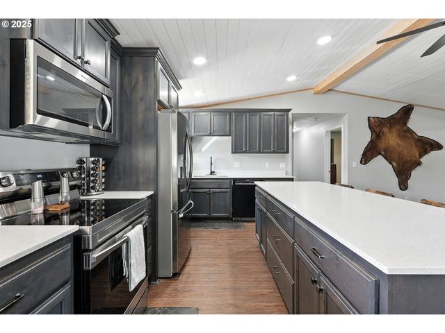 22404 Ne DOLE VALLEY Rd, Yacolt, WA 98675