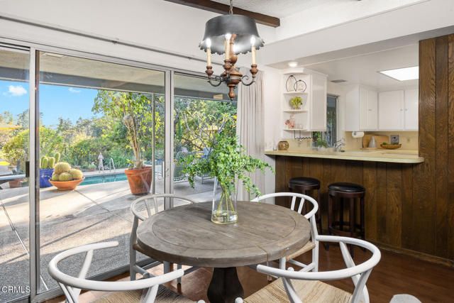 1324 El Vago Street, La Canada Flintridge, CA 91011