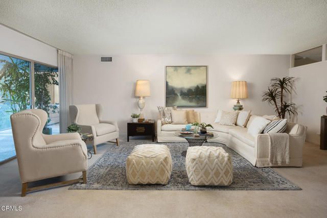 1324 El Vago Street, La Canada Flintridge, CA 91011