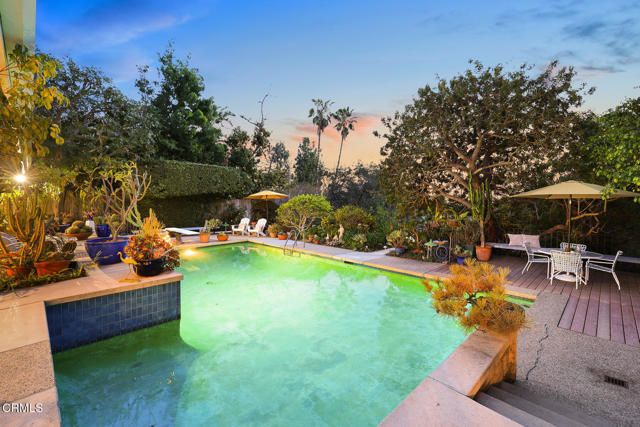 1324 El Vago Street, La Canada Flintridge, CA 91011