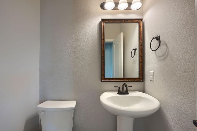 1100 Misty Ridge Drive, Justin, TX 76247