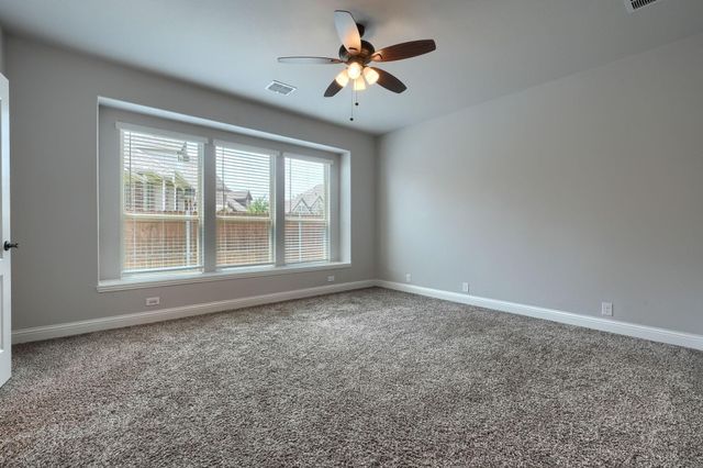 1100 Misty Ridge Drive, Justin, TX 76247
