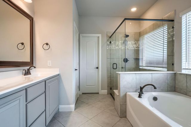 1100 Misty Ridge Drive, Justin, TX 76247
