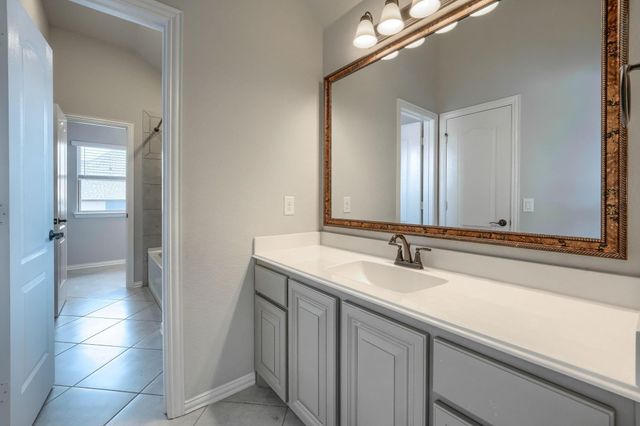 1100 Misty Ridge Drive, Justin, TX 76247