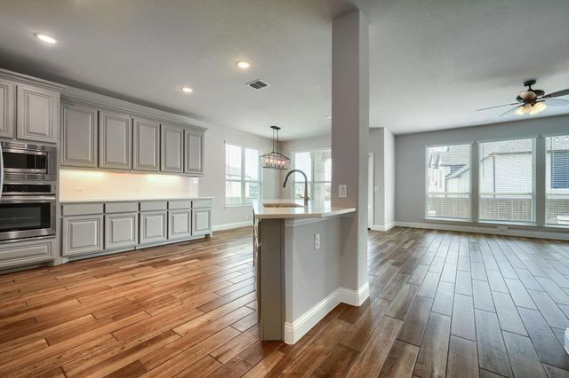 1100 Misty Ridge Drive, Justin, TX 76247