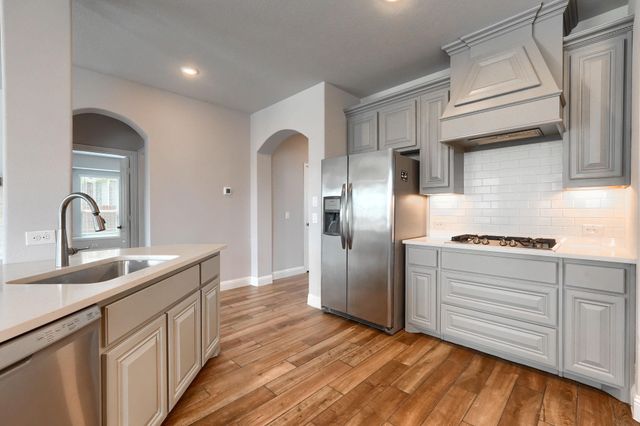 1100 Misty Ridge Drive, Justin, TX 76247