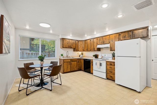 2412 Prospect Street NE, Olympia, WA 98506