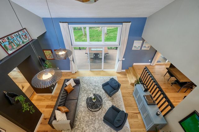 4774 Oak Way, Eagan, MN 55122