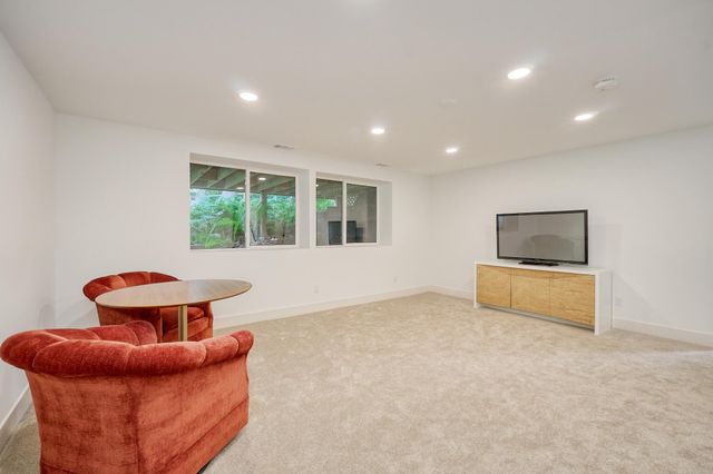 4774 Oak Way, Eagan, MN 55122