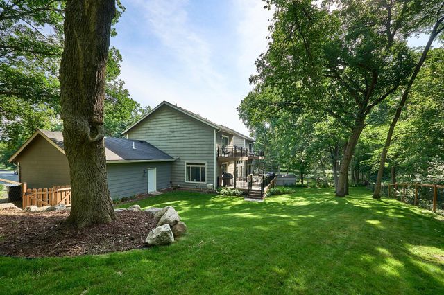 4774 Oak Way, Eagan, MN 55122