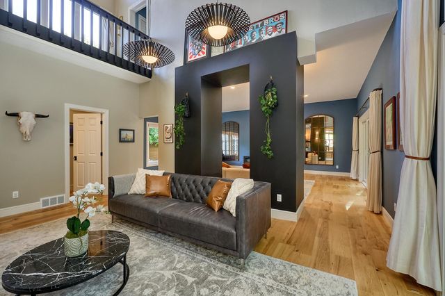 4774 Oak Way, Eagan, MN 55122