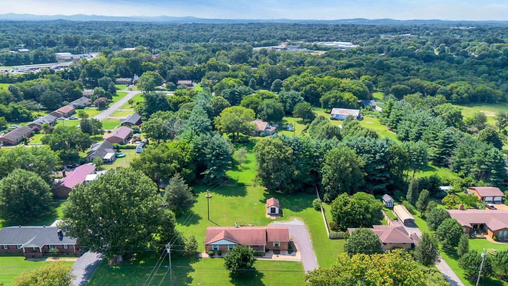 5311 Florence Rd, Murfreesboro, TN 37129