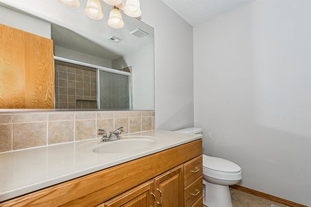 12021 E Laguna Ct, Wichita, KS 67207