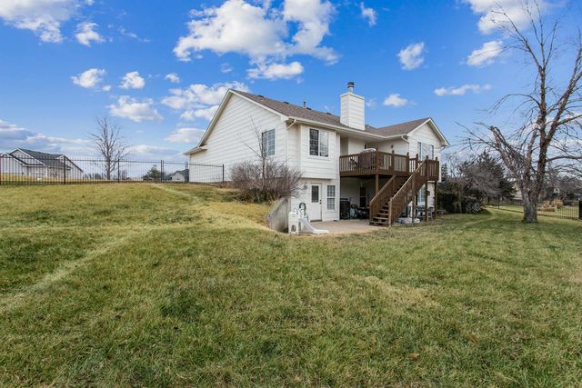 12021 E Laguna Ct, Wichita, KS 67207