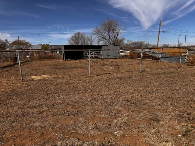 2911 Faulkner Street, Plainview, TX 79072