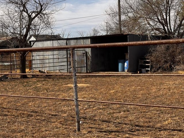 2911 Faulkner Street, Plainview, TX 79072