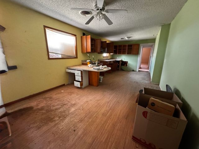 2911 Faulkner Street, Plainview, TX 79072