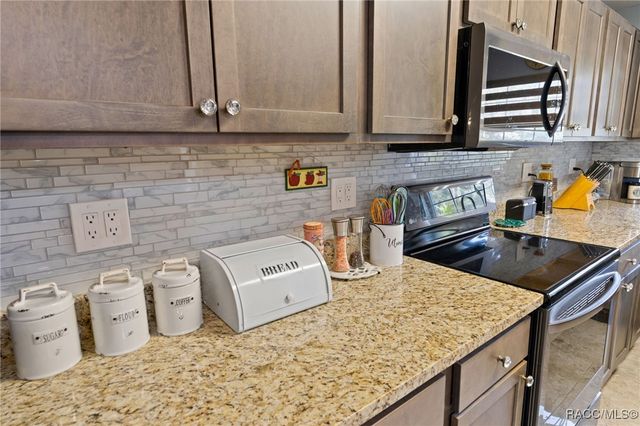 965 N Appalachian Terrace, Crystal River, FL 34429