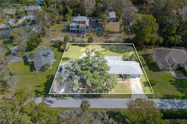 965 N Appalachian Terrace, Crystal River, FL 34429