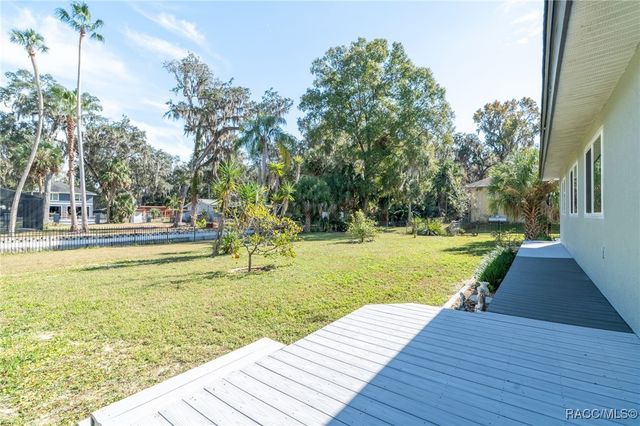 965 N Appalachian Terrace, Crystal River, FL 34429