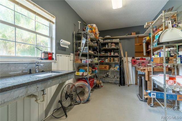 965 N Appalachian Terrace, Crystal River, FL 34429