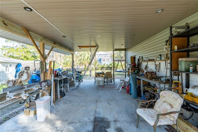 965 N Appalachian Terrace, Crystal River, FL 34429