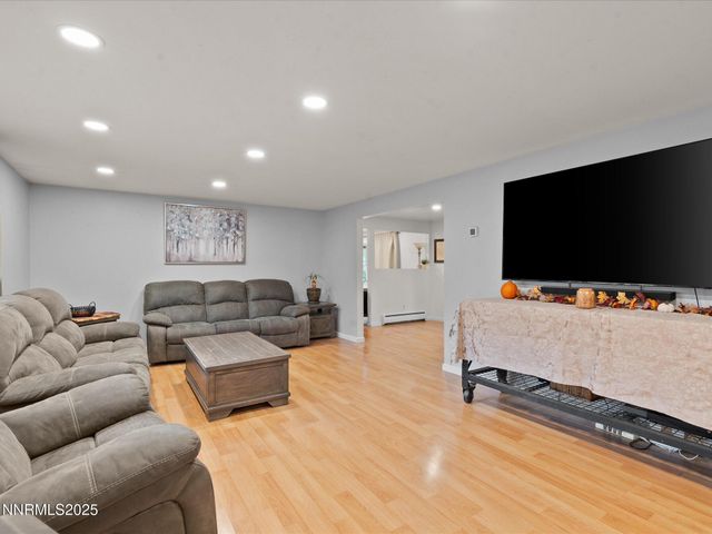 20890 Eaton Road, Reno, NV 89521