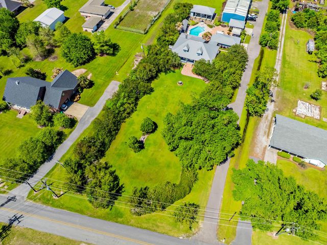 141 Industrial Park Rd, Larose, LA 70373